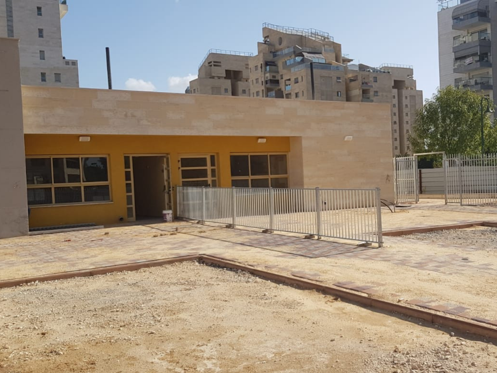 מעון-ברמלה-עוזי-חיטמן