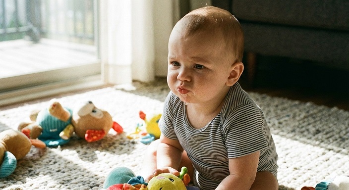 מתי תינוקות מתחילים לדבר?